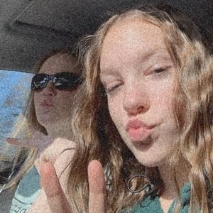 Meet your Posher, Izabelle